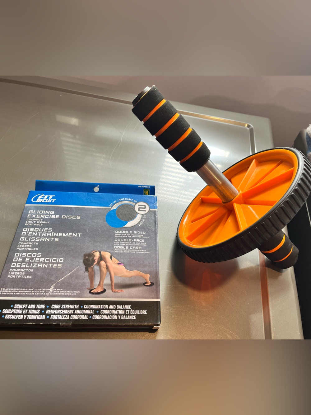 Workout accessories: gliders + ab roller